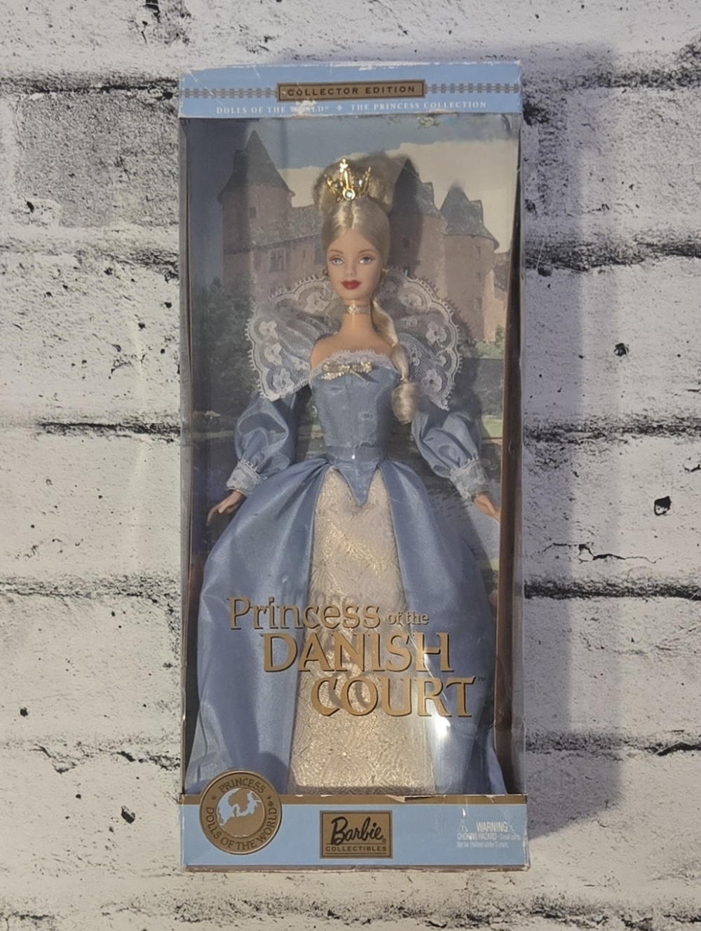 Barbie Princess of Danish Court 2002 Collector Dolls of the World NIB